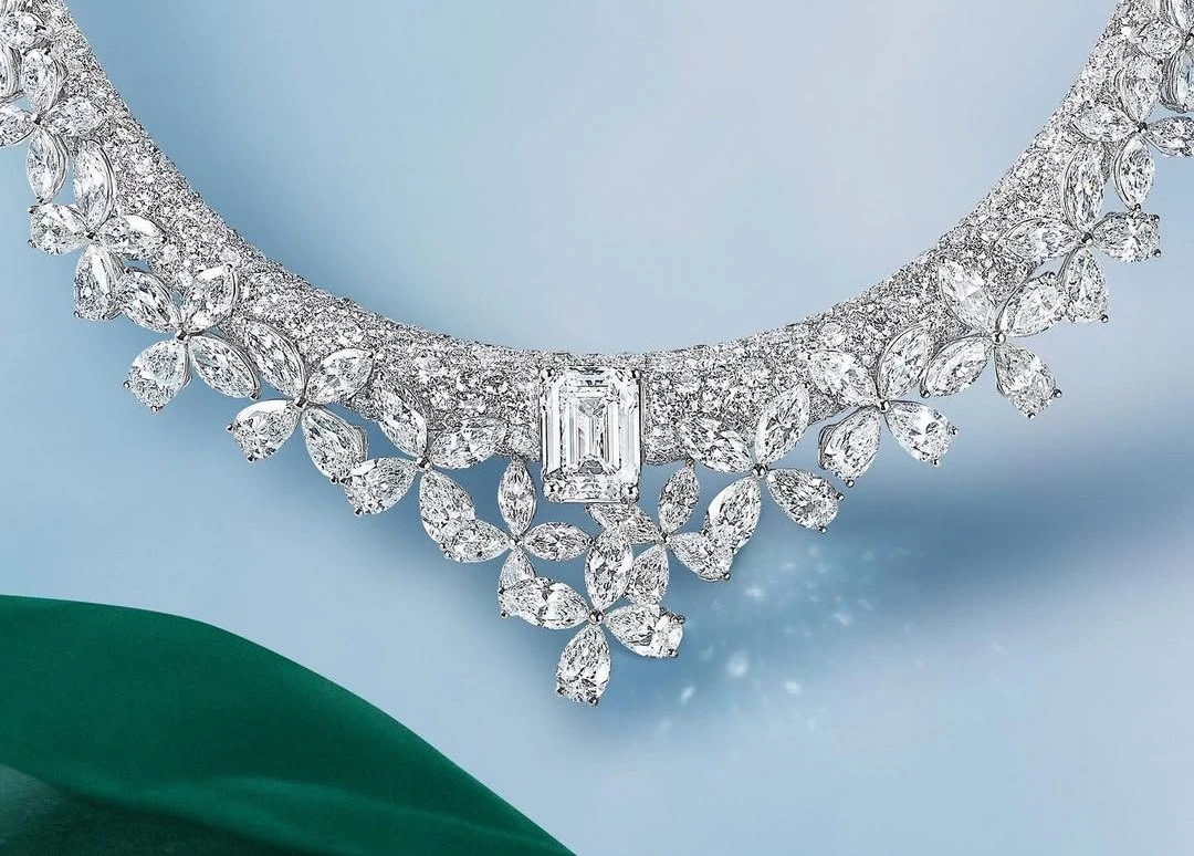 10 signature jewellery pieces that define luxury brands