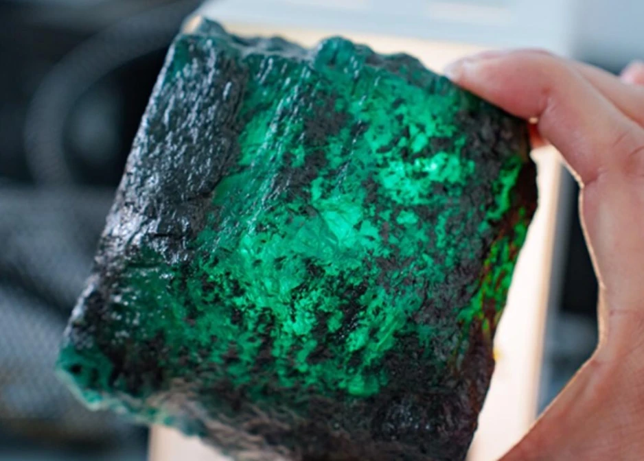 Indian company purchases giant Zambian emerald