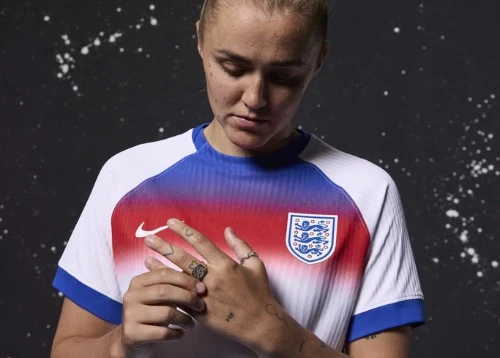 England Team Up With Bazanetti For Exclusive Jewellery Collection