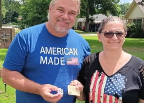 Couple visiting state park finds 3 carat diamond worth thousands