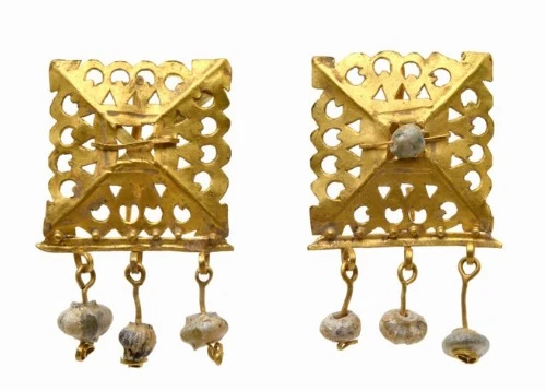 SSEF's Advanced Jewellery History Course Provides Invaluable Education