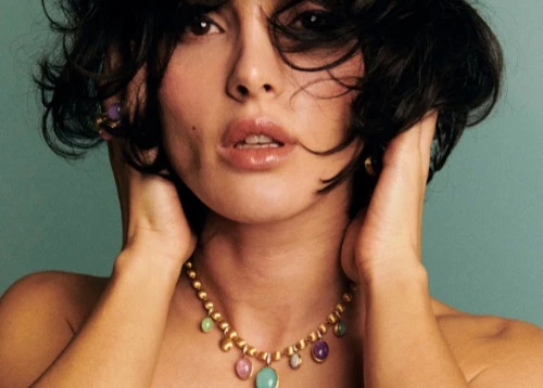 Nanis Reinvents the Necklace with IVY