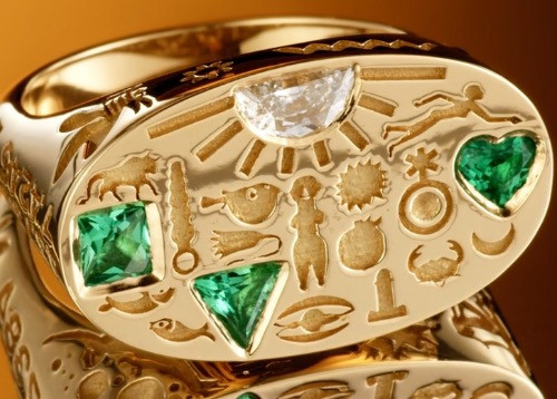 Loverglyphs by DYNE: When Jewellery Speaks in Symbols