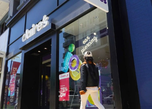 Claire's, Teen Jewellery Chain, Files for Bankruptcy a 2nd Time