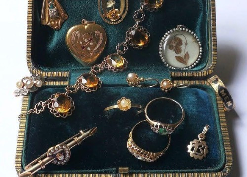 Mixed metal jewellery market booms with Bottega Veneta, Charles and Colvard