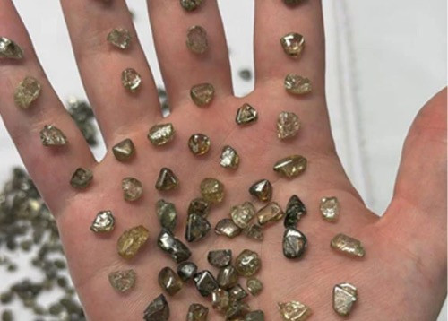 Vast Resources to Offer 15-Year-Old Diamond Parcels This Month