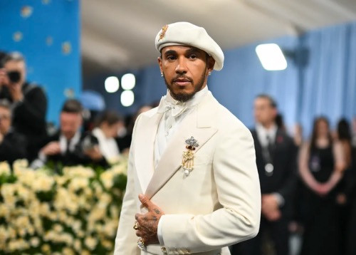 "The atomic bomb of jewellery': Why the brooch is back in fashion