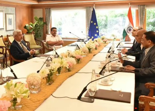 Tariffs Throw Diamond Trade Into Disarray