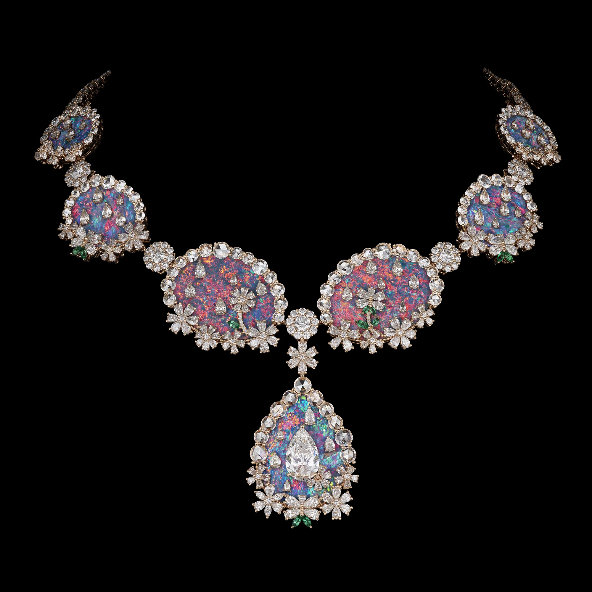 A Glimpse Into DIOREXQUIS, Dior’s Latest High Jewelry Collection