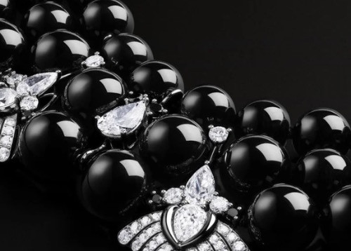 Dazzling jewellery for the festive season