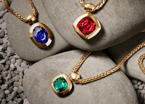 The top high jewellery made in England