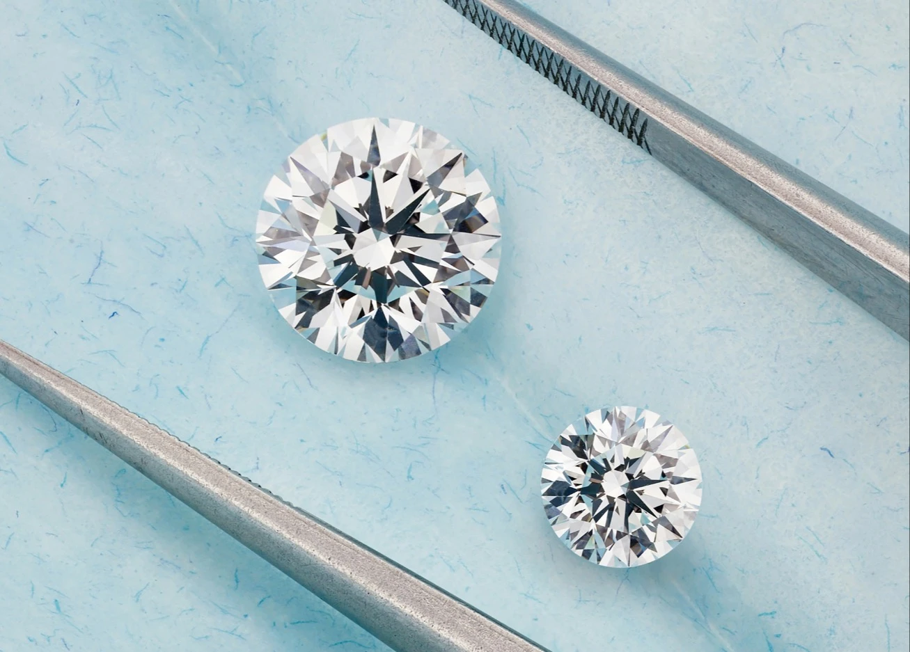 Natural vs. Lab-Grown Diamonds: The Debate That’s Reshaping the Industry