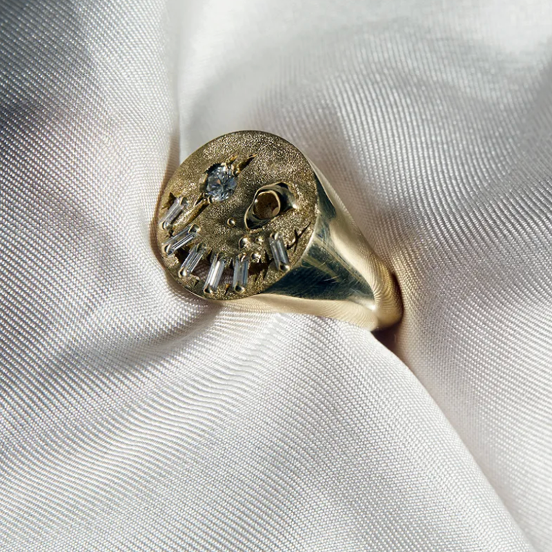 Why So Serious? – Signet Ring – Smile – 9ct yellow Gold & Baguette Diamonds